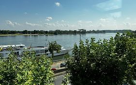 Rhein-hotel